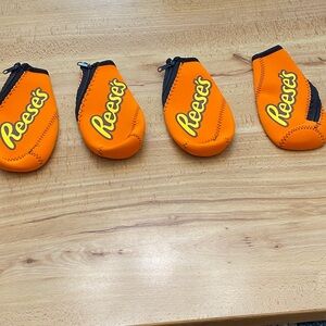 4 Brand new Reese Logo Brand Bottle Koozies with zippers